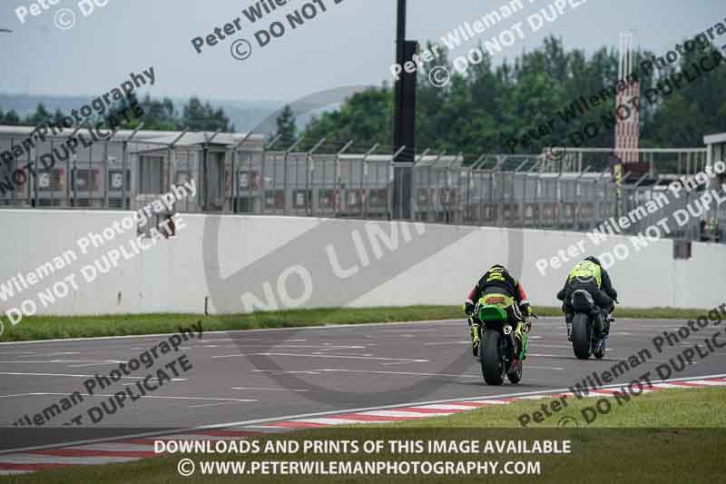 donington no limits trackday;donington park photographs;donington trackday photographs;no limits trackdays;peter wileman photography;trackday digital images;trackday photos